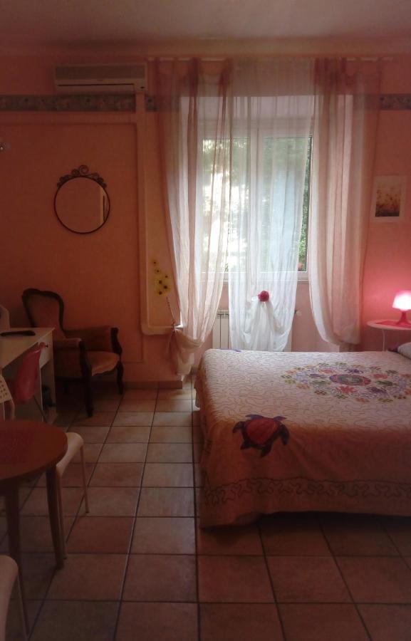 Max House Bed and Breakfast Rome Buitenkant foto